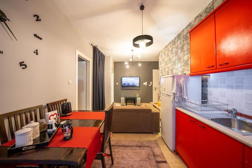 Kozani Hideaway For 2! Apartment Exterior photo