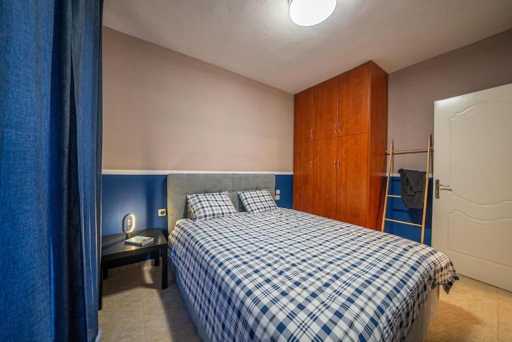 Kozani Hideaway For 2! Apartment Exterior photo
